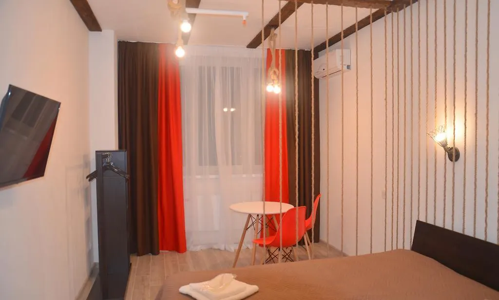 Sky Apartment Virmenska 基輔 乌克兰